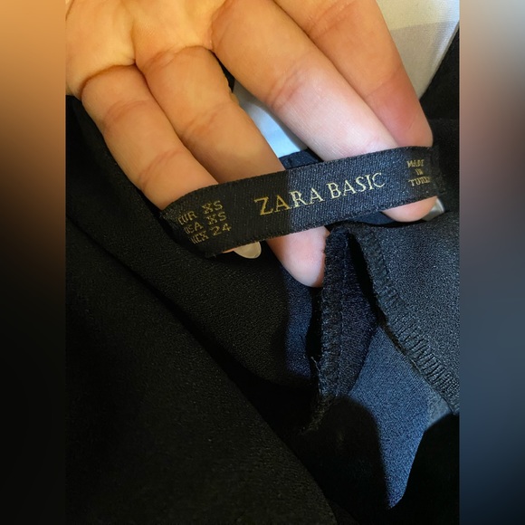 Beautiful zara simple dress - Picture 3 of 3